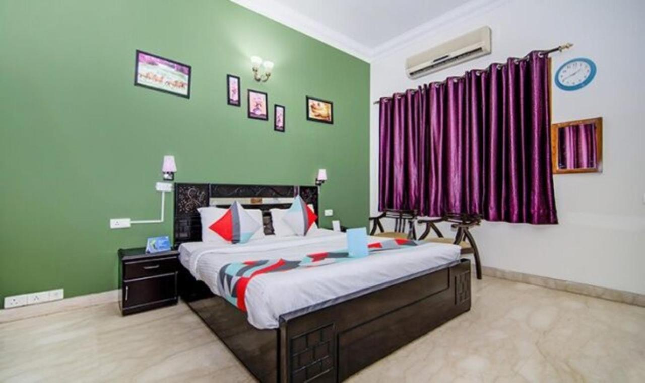 Hotel Fabexpress Ashray à Noida Extérieur photo