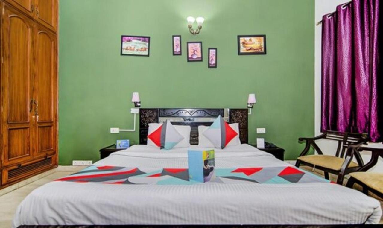 Hotel Fabexpress Ashray à Noida Extérieur photo