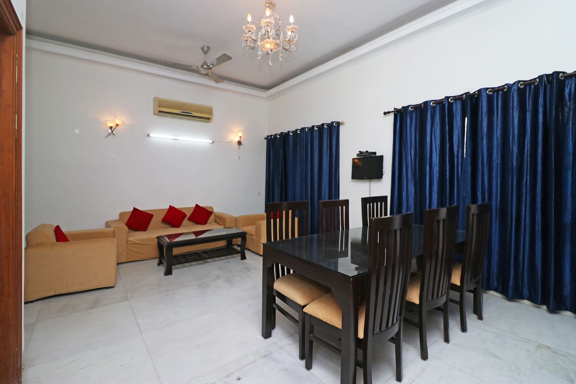 Hotel Fabexpress Ashray à Noida Extérieur photo